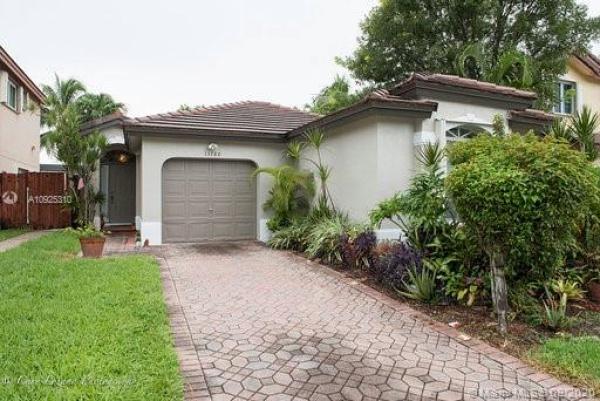 Bonita Lakes, 13780 SW 122nd Ct, Three Lakes, Florida 33186, image 2