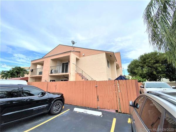 Olympian West, 15678 SW 85th Ln #106, Kendall West, Florida 33193, image 2