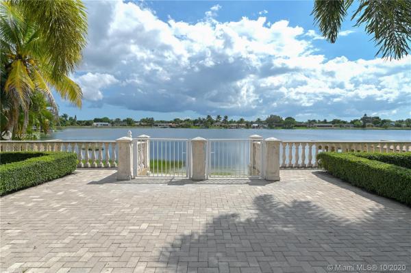 Lake Marks At Westwind, 14920 SW 67th Ln, Kendall West, Florida 33193, image 2