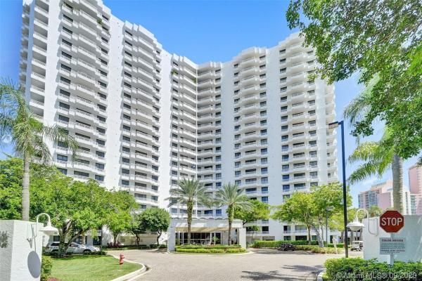 Parc Central Aventura East, Aventura, Florida 33180, image 2