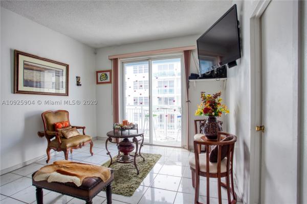 Port Royale, 6969 Collins Ave #1408, Miami Beach, Florida 33141, image 3