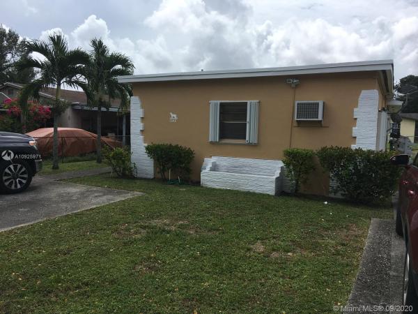 Fern Park, 3048 NW 67th St, Gladeview, Florida 33147, image 2