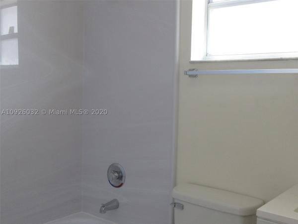 Alameda Jardins, 2525 W 73rd Pl, Hialeah, Florida 33016, image 1