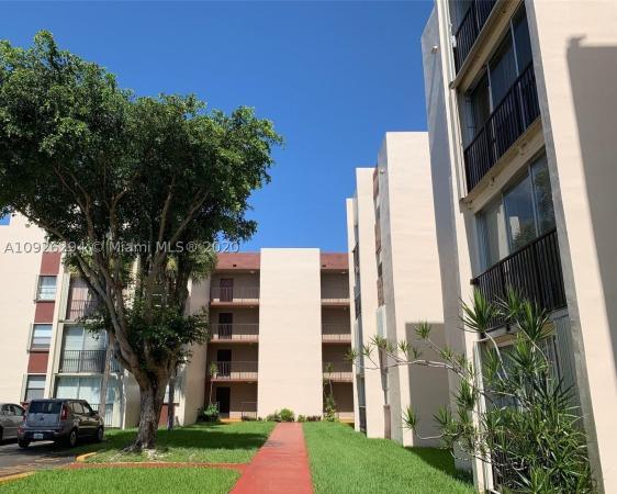 Versailles Gardens, 9441 SW 4th St #109, Fountainebleau, Florida 33174, image 1