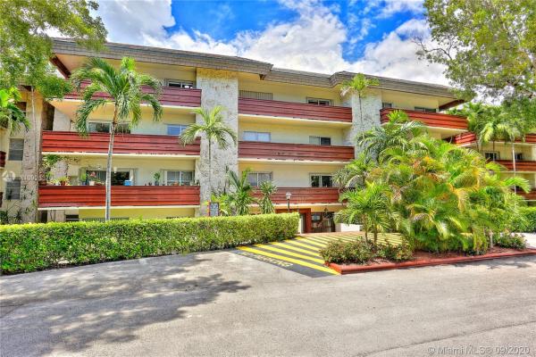Villa Capri, 1205 Mariposa Ave #321, Coral Gables, Florida 33146, image 2