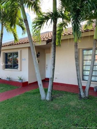 Somerset Villas, 6024 SW 147th Place Cir, Kendall West, Florida 33193, image 2