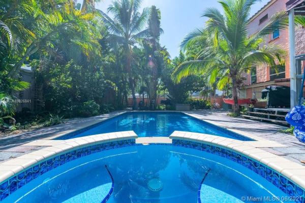 Biltmore, 130 NE 45th St, Miami, Florida 33137, image 2