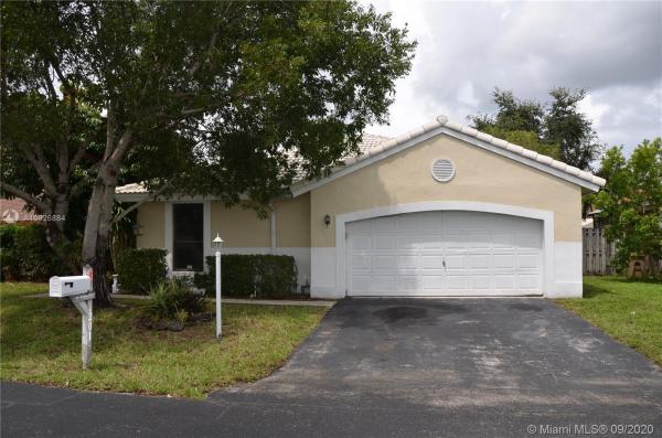 Falcon's Lea Patio Homes, 6201 Portsmouth Ln, Davie, Florida 33331, image 2