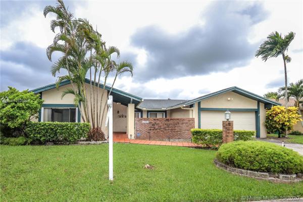 Calusa Club Estates, 13321 SW 102nd St, The Crossings, Florida 33186, image 2