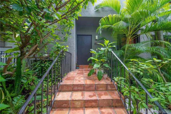 Snug Harbor, 980 NW N River Dr #30, Miami, Florida 33136, image 1