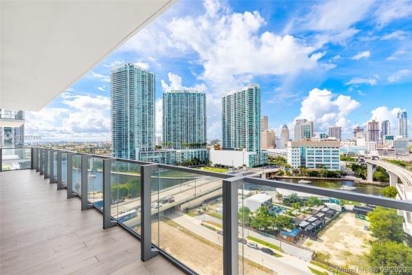 Reach Brickell City Centre, 68 SE 6th St #911, Miami, Florida 33131, image 2