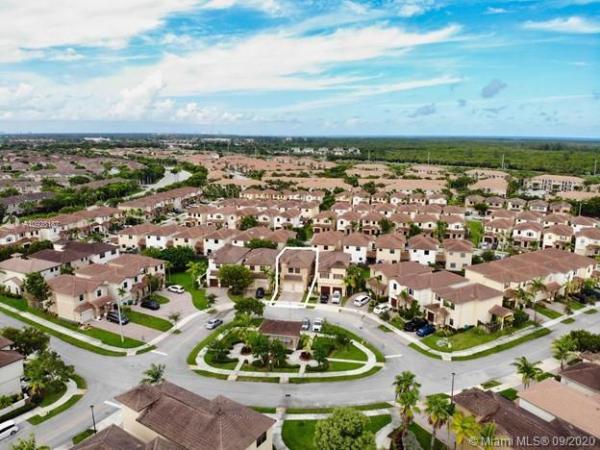 Trellis At Isles Of Bayshore, 22835 SW 89th Ct, Cutler Bay, Florida 33190, image 2