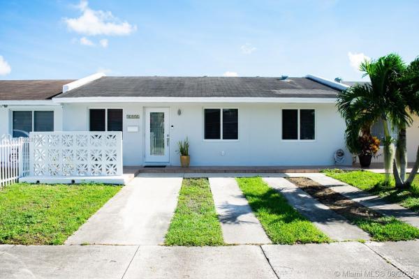 Royale Green, 12956 SW 52nd St, Kendale Lakes, Florida 33175, image 2