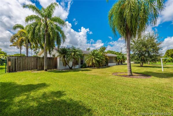 Fleeman Estates, 11924 SW 99th Ave, Kendall, Florida 33176, image 1