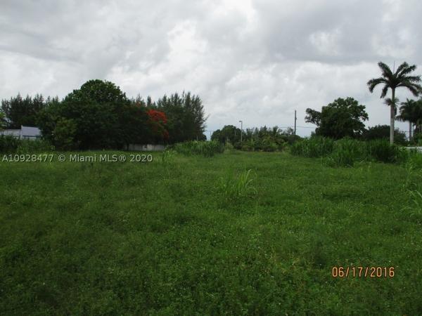 Biscayne Gardens, 159 NW 158th St, Golden Glades, Florida 33169, image 2