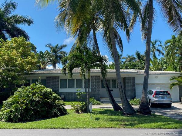 North Bay Island, 7720 Coquina Dr, North Bay Village, Florida 33141, image 2