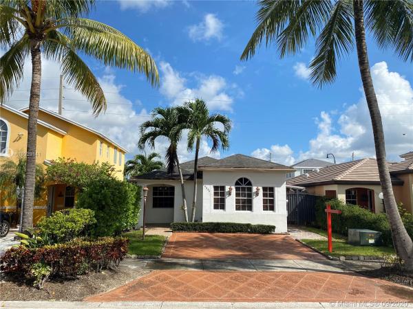 American Homes, 14049 SW 160th Ter, Richmond West, Florida 33177, image 2