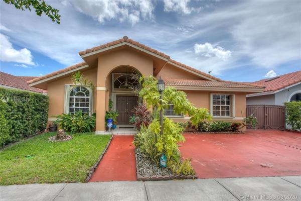 West Lakes Gardens, 9144 NW 150th Ter, Miami Lakes, Florida 33018, image 2