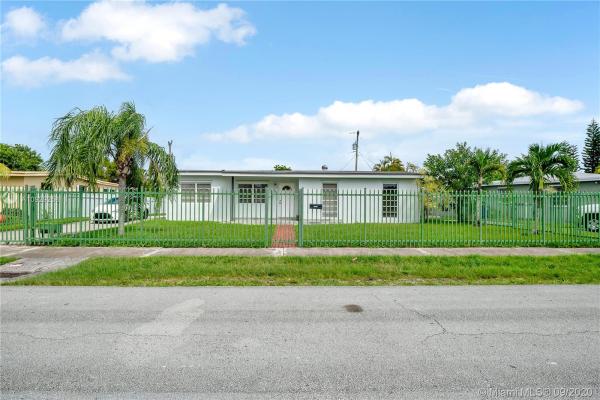 Westwood Lakes Residential, 5201 SW 112th Pl, Westwood Lakes, Florida 33165, image 2