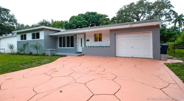 Oak Ranch Manor, 14650 NE 5th Ct, Golden Glades, Florida 33161, image 2