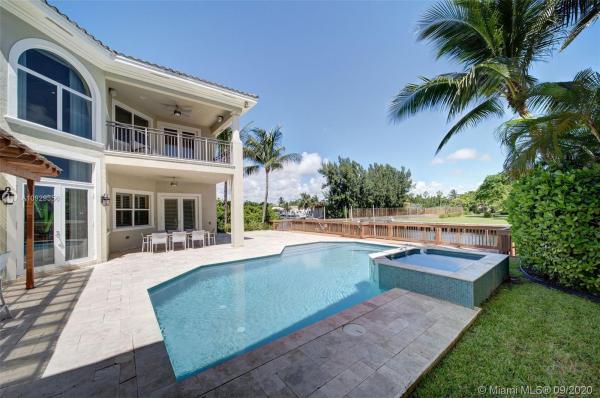 Harbor Pointe, 1120 Hatteras Ln, Hollywood, Florida 33019, image 2