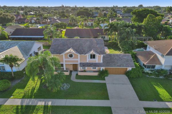 Waterford, 5620 W Waterford Dr, Davie, Florida 33331, image 2