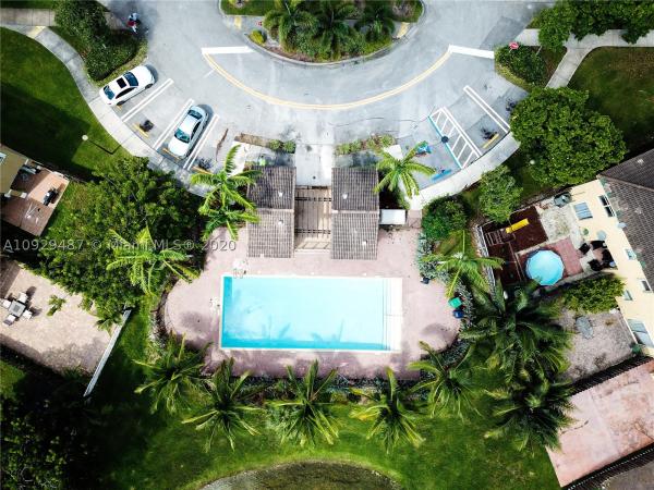 824 SW 154th Ct, Unincorporated Dade County, Florida 33194, image 3