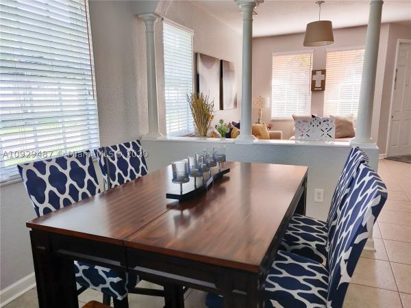 824 SW 154th Ct, Unincorporated Dade County, Florida 33194, image 2