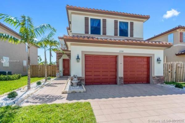 Artesa At Coco Palm Estates, 11724 SW 254th St, Princeton, Florida 33032, image 2