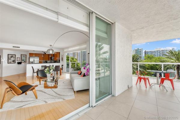 The Grand Venetian, 10 Venetian Way #401, Miami Beach, Florida 33139, image 2