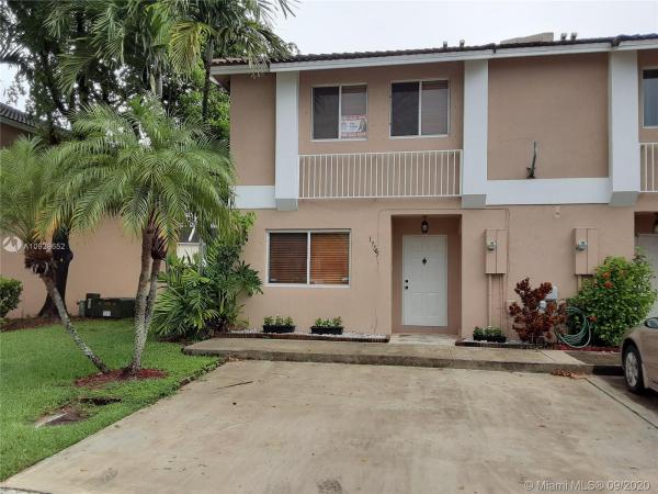 Weitzer Serena Lakes Townhomes, 17745 SW 141st Ct #00, Richmond West, Florida 33177, image 2