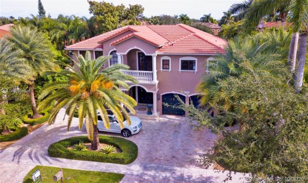 Graveran Estates, 16233 NW 86th Ct, Miami Lakes, Florida 33016, image 2