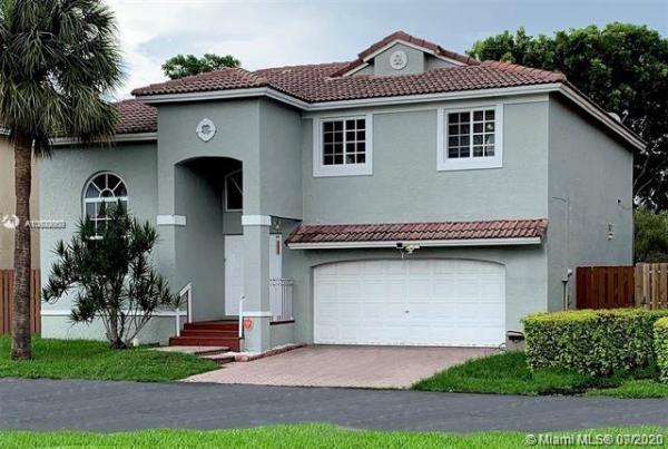 8013 SW 157th Ct, Unincorporated Dade County, Florida 33193, image 2