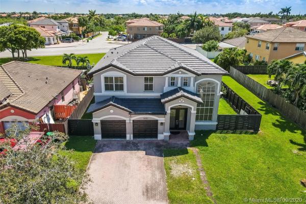 A B At Tamiami Trail, 15352 SW 17th Ter, Westchester, Florida 33185, image 2
