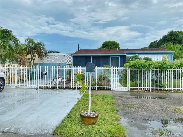 Venetian Gardens, 15921 NW 39th Pl, Miami Gardens, Florida 33054, image 2