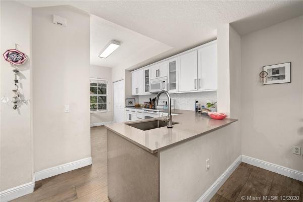 8920 NE 8th Ave #1004, Unincorporated Dade County, Florida 33138, image 2