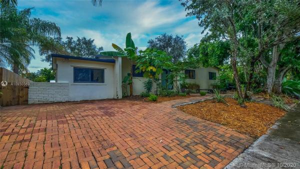 6361 SW 49th St, Unincorporated Dade County, Florida 33155, image 2