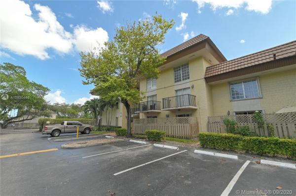 Courtyards At Kendall, 8600 SW 109 Ave #4214, Kendall, Florida 33173, image 2