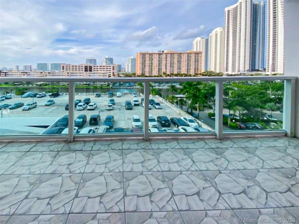 Arlen House East, 100 Bayview Dr #628, Sunny Isles Beach, Florida 33160, image 2
