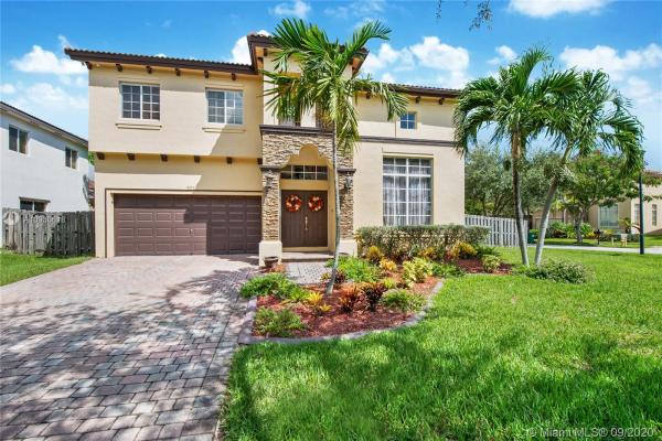 The Enclave At Isles Of Bayshore, 9377 SW 225th St, Cutler Bay, Florida 33190, image 2