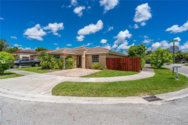 Andrade, 11261 SW 145th Ave, The Hammocks, Florida 33186, image 2