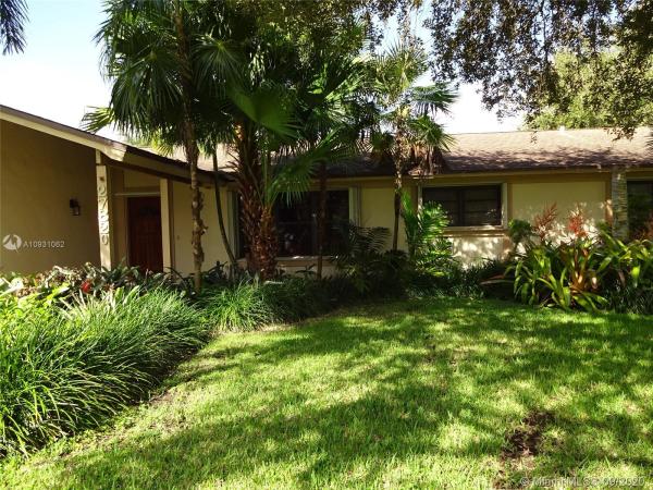 Heritage Trails, 27820 SW 164th Ct, Redland, Florida 33031, image 2