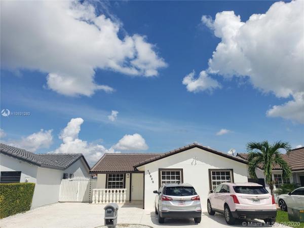 13825 SW 15th St, Unincorporated Dade County, Florida 33184, image 2