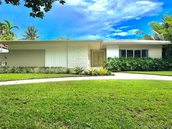Ocean Beach, 1315 Lenox Ave, Miami Beach, Florida 33139, image 2