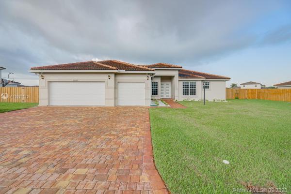 Estate Mansions, 22562 SW 128th Pl, Goulds, Florida 33170, image 2