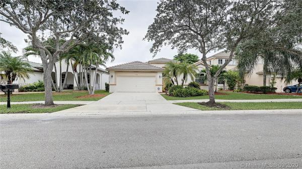 Laurel Ridge, 4318 Laurel Ridge Cir, Weston, Florida 33331, image 1