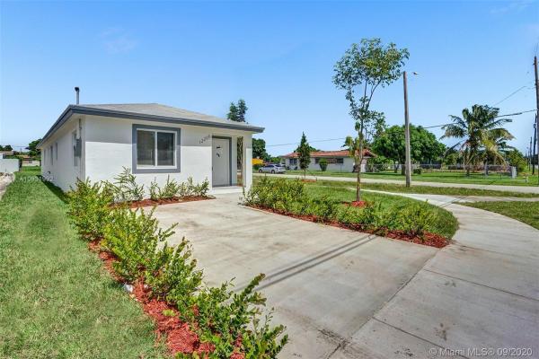 Dixie Pines, 12205 Sw 219th St, Goulds, Florida 33170, image 2