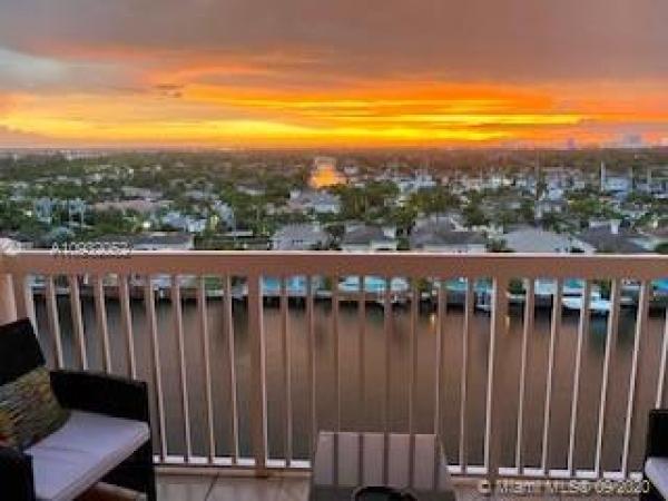 Allington Towers North, 1500 S Ocean Dr #D12, Hollywood, Florida 33019, image 2