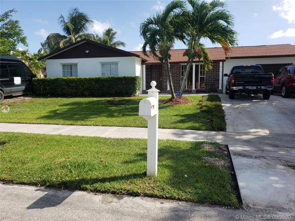Meadow Wood Manor, 12374 SW 263rd Ter, Kendall, Florida 33032, image 2