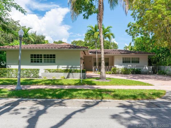 Granada, 611 Alhambra Cir, Coral Gables, Florida 33134, image 2